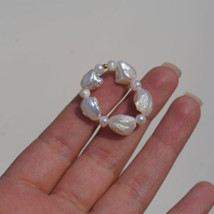 Statement Baroque Pearl Ring
