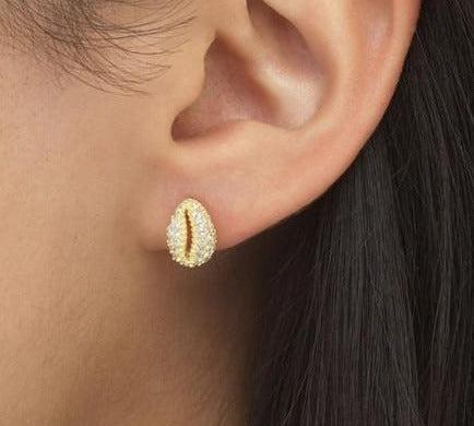 Mini Sea Shell Earrings